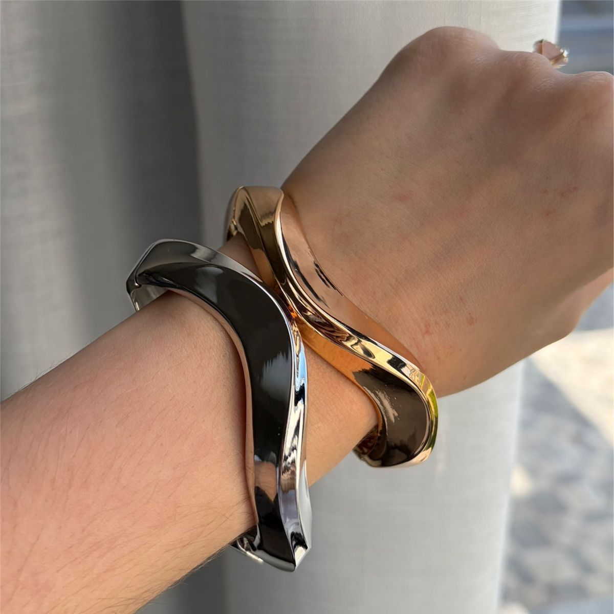 Bracelete Ondas Dourado