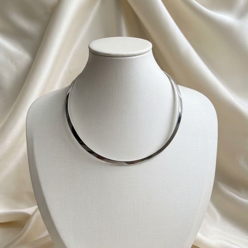 Choker Chloe Banho Ródio