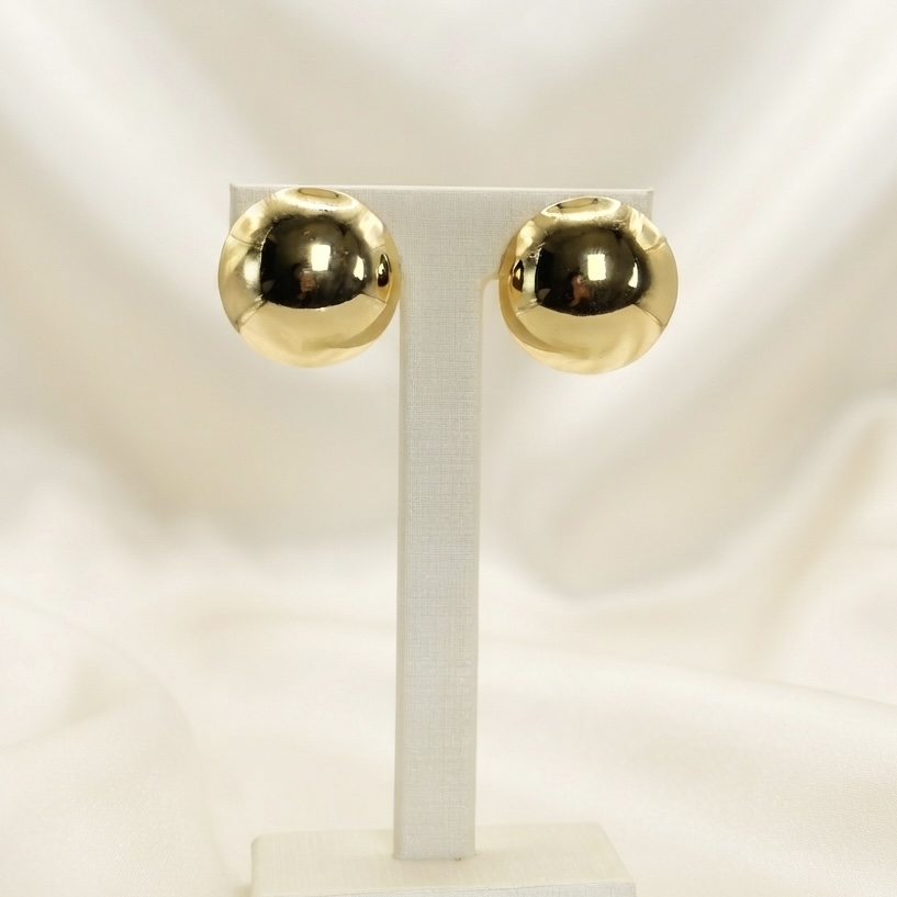 Brinco Patrícia Dourado