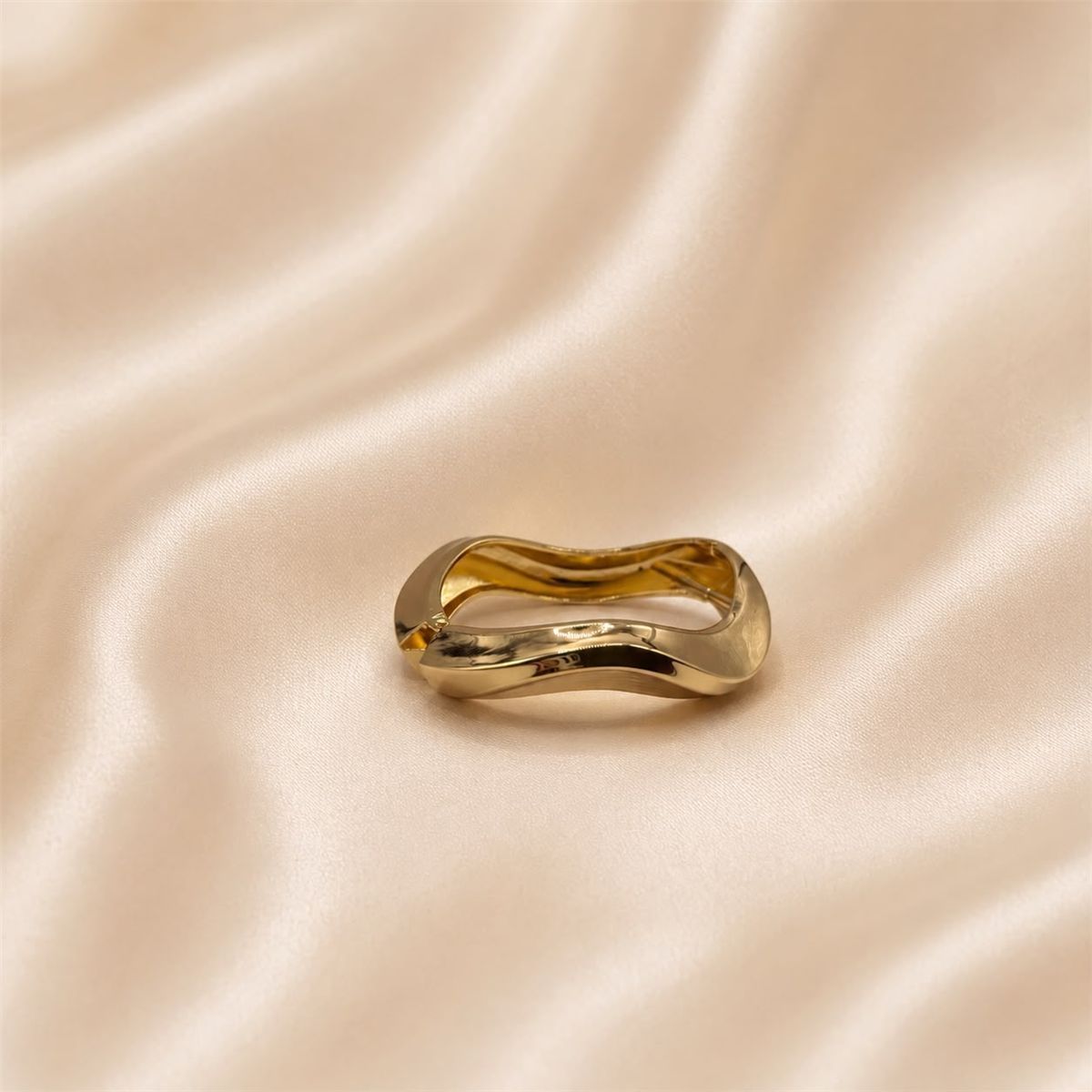Bracelete Ondas Dourado