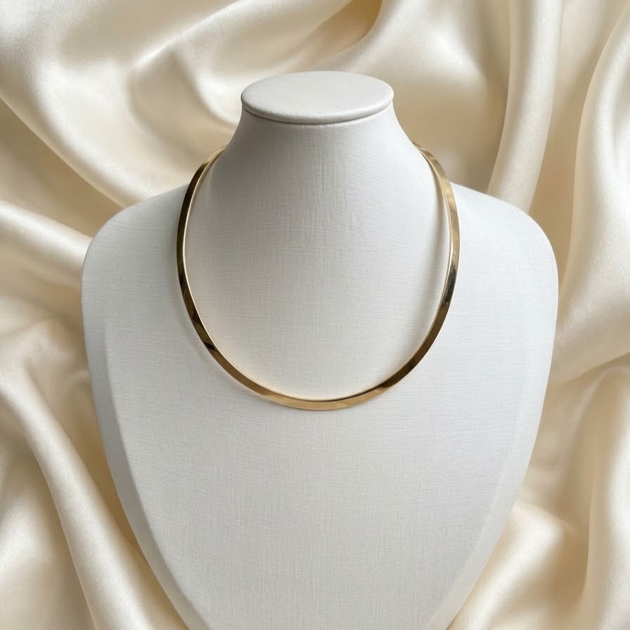 Choker Chloe Banho Ouro